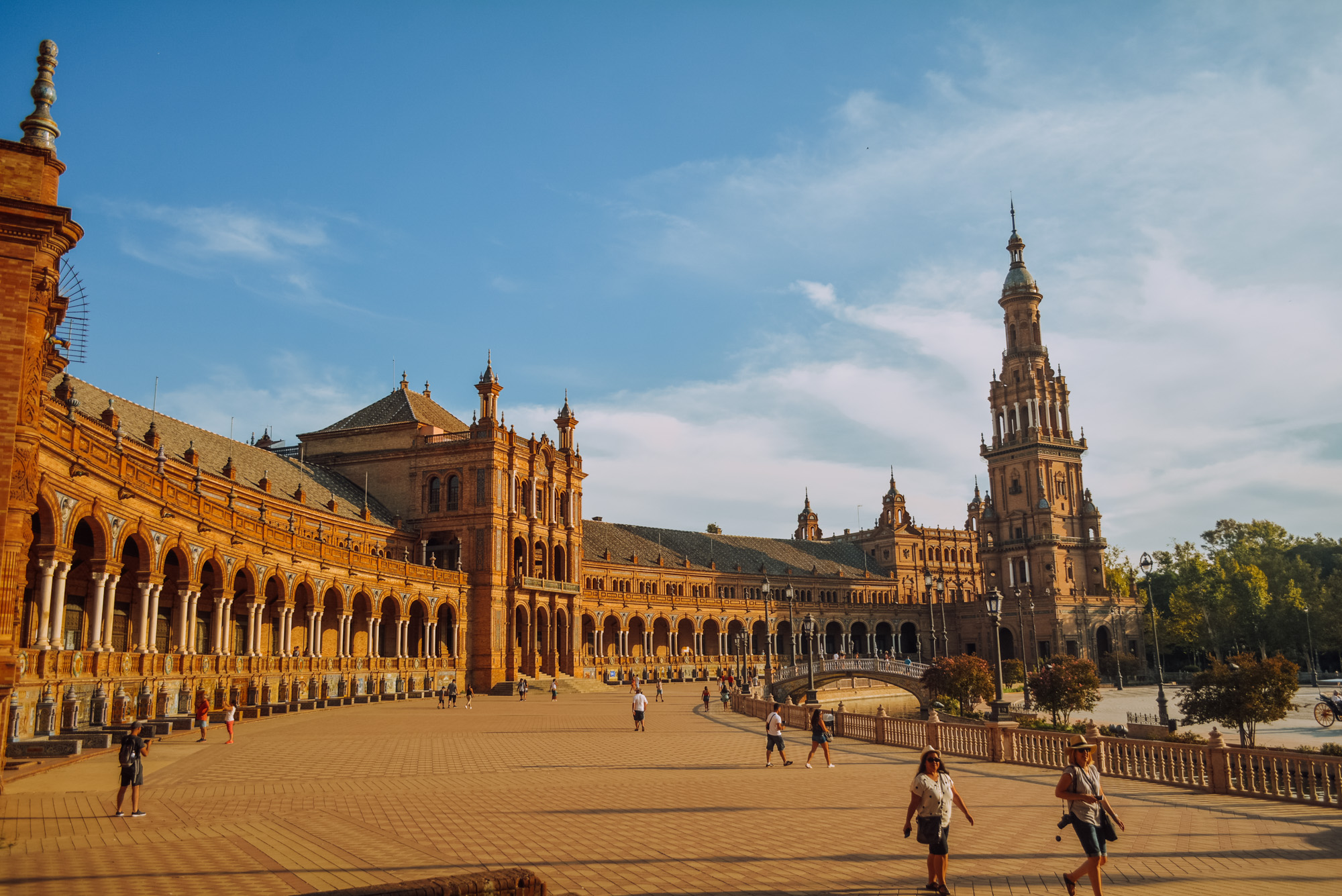 best-things-to-do-in-seville-spain-tayaramuse